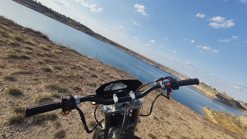 Мото эндуро 250.