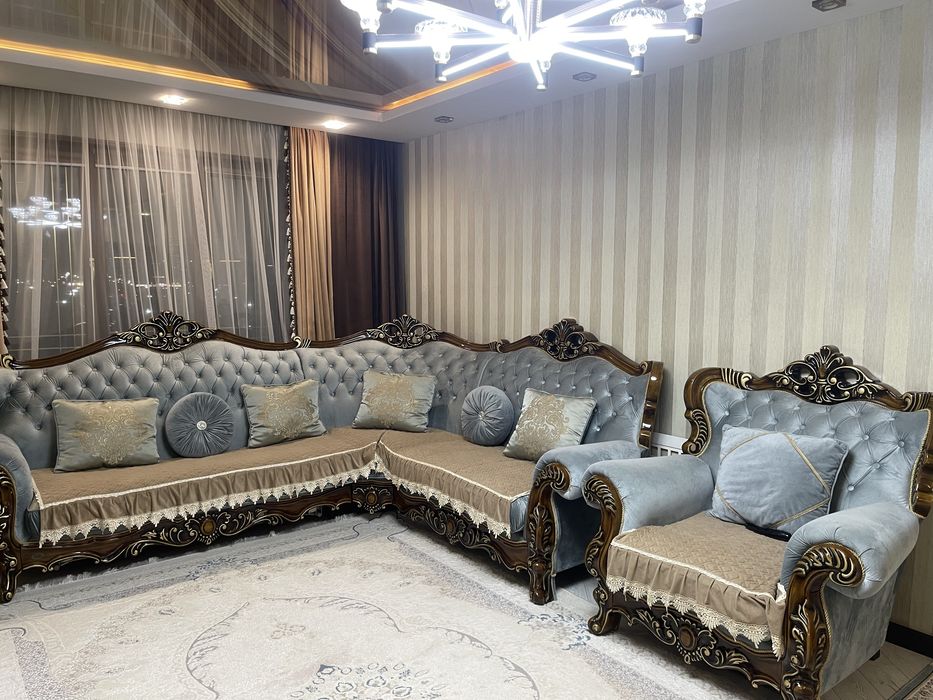 Диван для гостиной Фараон