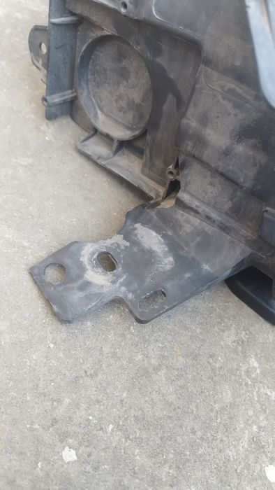 Far stanga Ford kuga