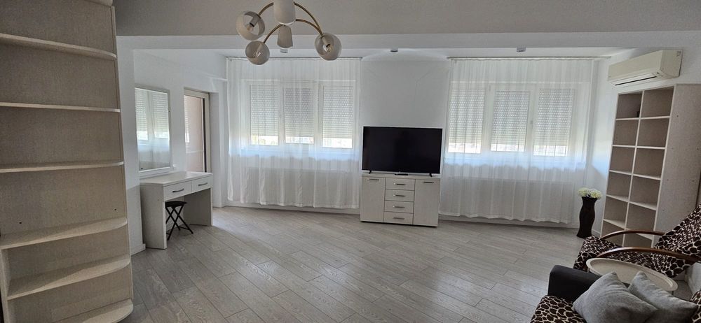 Apartament 2 camere de închiriat
