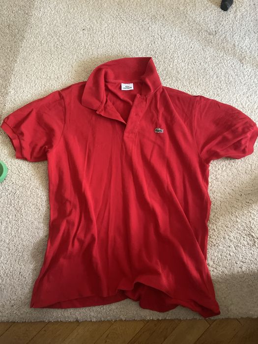 Tricou Lacoste.
