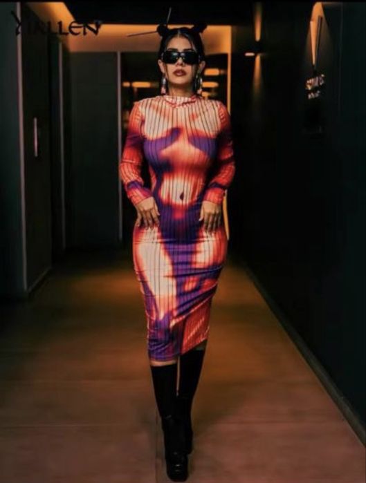 Рокля по тялото  / голо тяло 2 модела