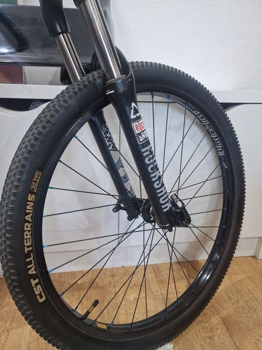 Giant STP ss. Street,dirt