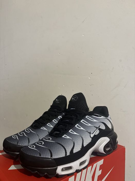 Nike Air Max Plus TN Black Silver - 40,41,42,43,44,45,46