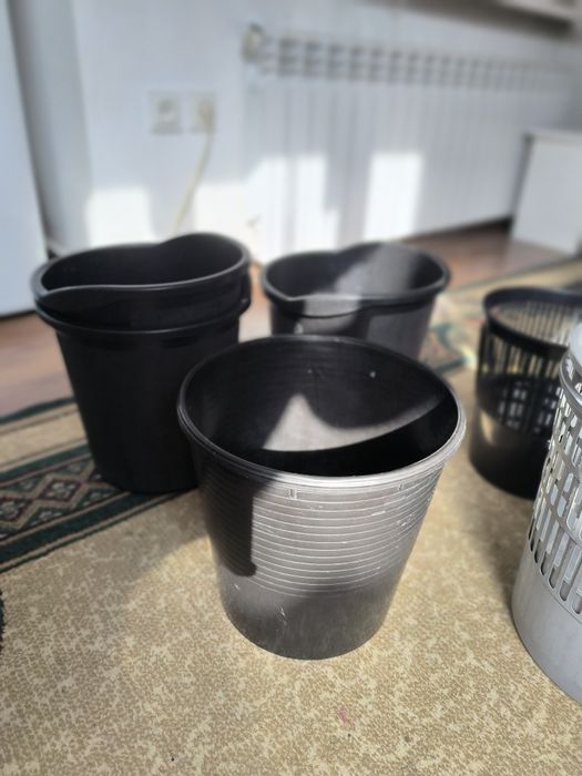 Продам мусорные ведра