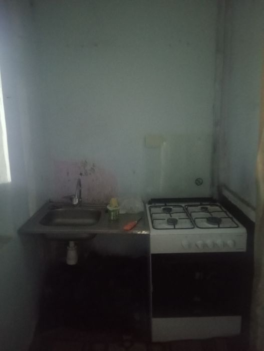 Ижарага Юнусабад 12 кварталда 1'2 хона ижарага берилади.