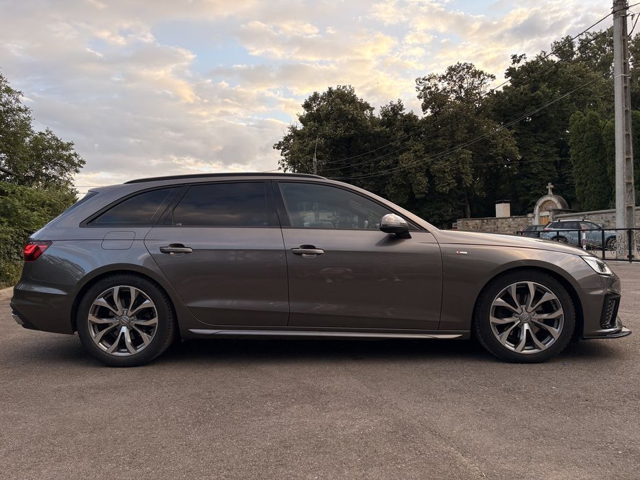 Audi A4 2.0d 35TDI Mild-Hybrid S-Line FULL Virtual Cockpit / Matrix / 2021