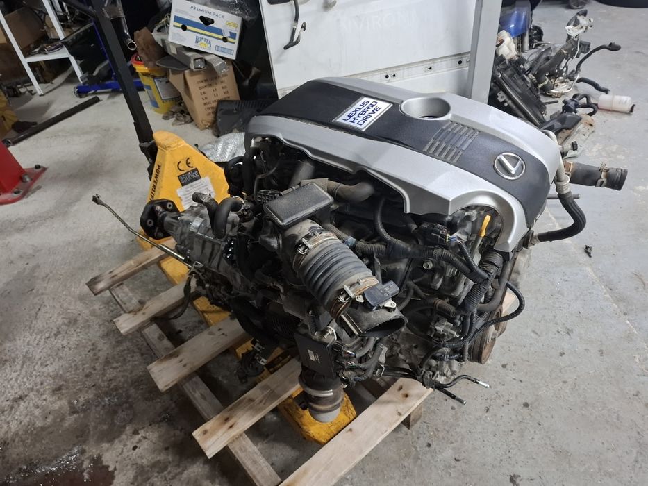 Motor si cutie viteze lexus is 300h