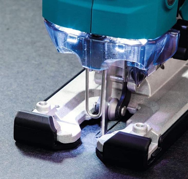 Акумулаторен Прободен трион/Зеге Makita DJV181Z Безчетков