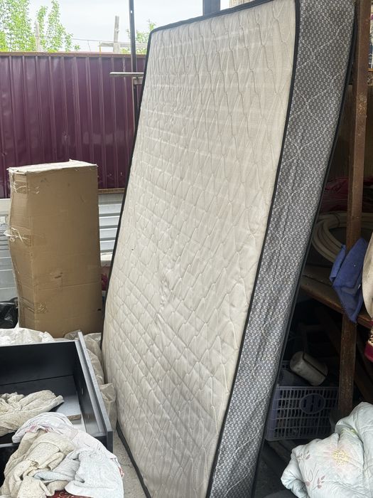 Матрас 180х200х23 см