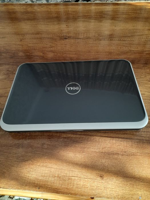 Noutbuk Dell inspiron 5520