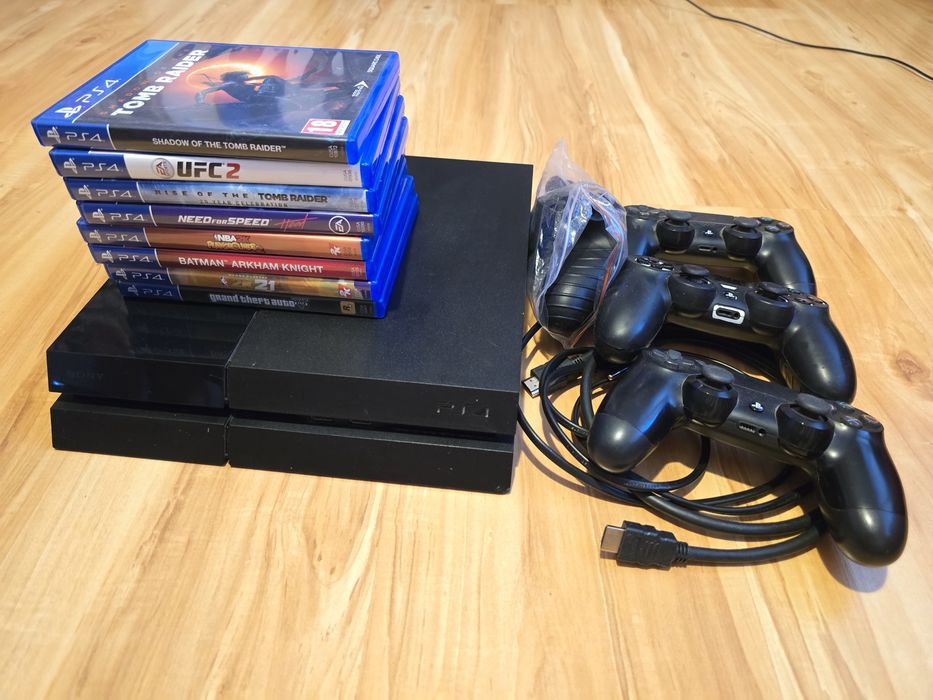 Ps4 конзола игри и джойстици