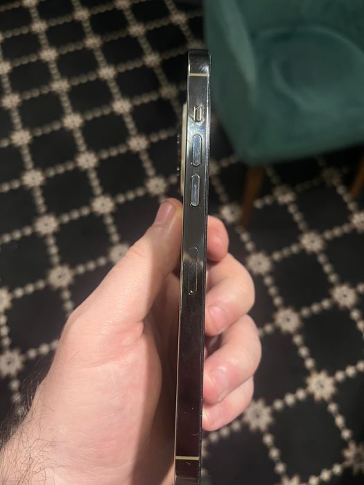 Продам айфон 14 про макс