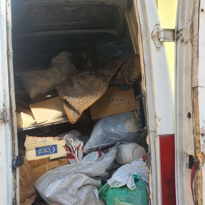 Debarasari, curatenie, transport la cel bun pret