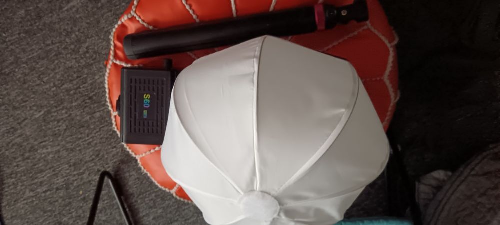 Set lampa foto video RGB 60w cu acumulator +stativ + softbox lantern