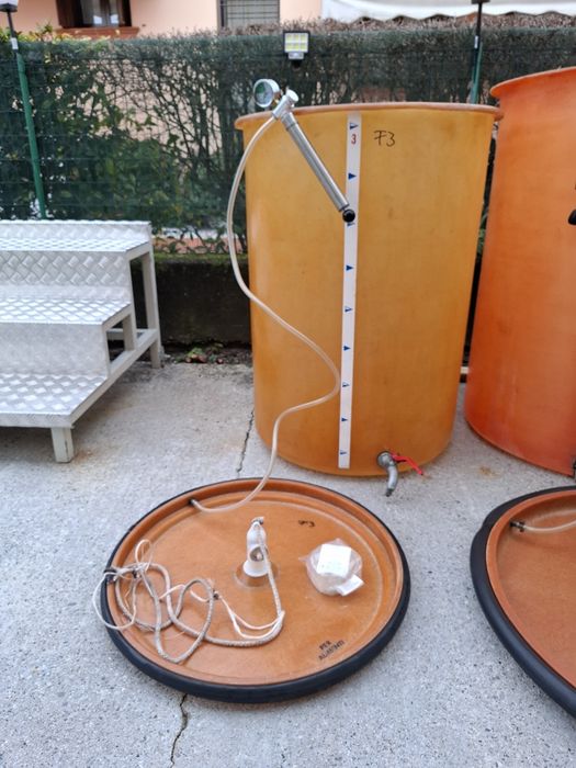 Butoi fibra de sticla pentru vin