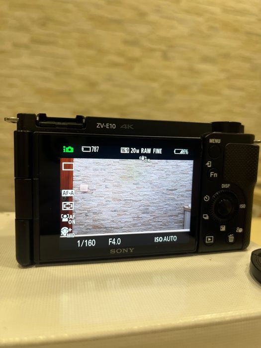 Фотоапарат  Sony - ZV-E10, E PZ 16-50mm f/3.5-5.6