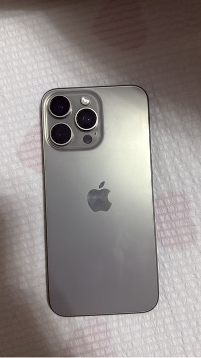 Айфон 15про макс e sim