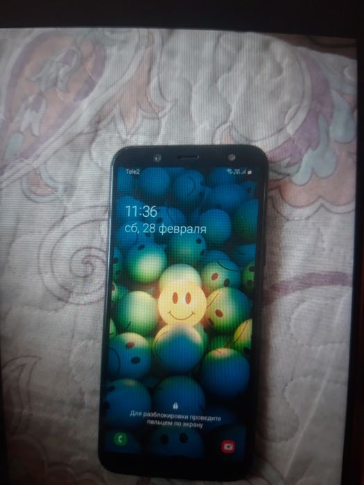 Продам телефон за 20ка все работает