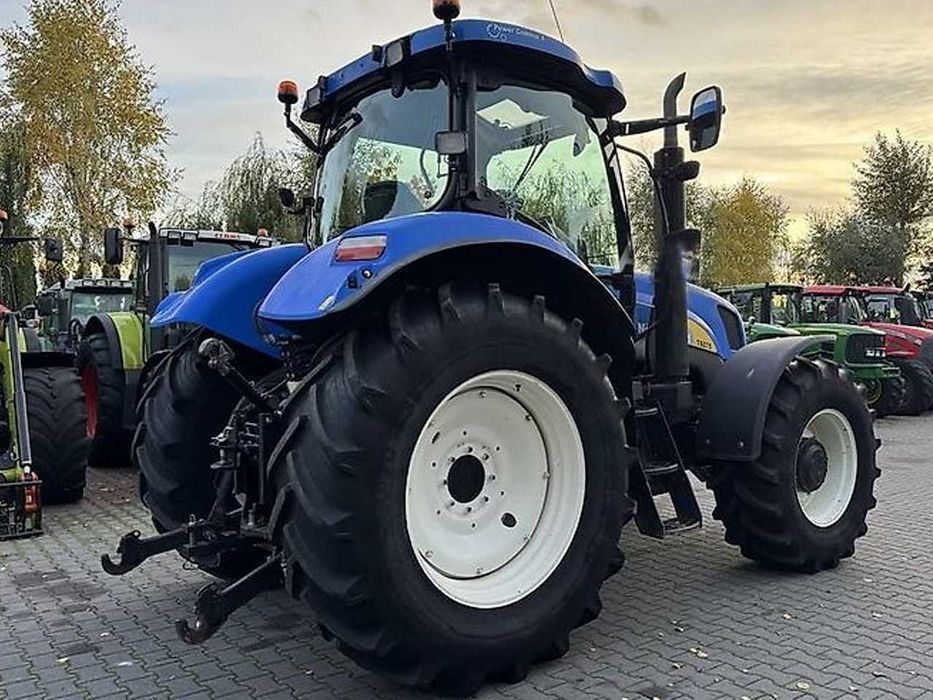 Трактор колесный New Holland T6070 PowerCommand