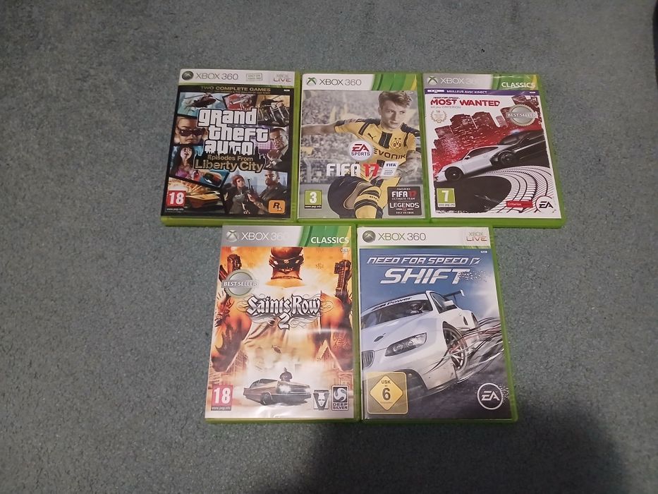 Vând xbox 360+3 controllere+5 jocuri.În stare foarte bună.