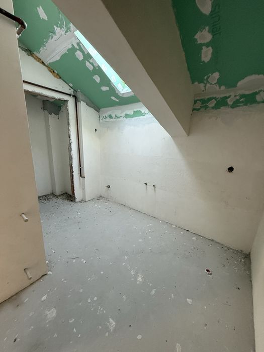 De vanzare garsoniera Giulesti
