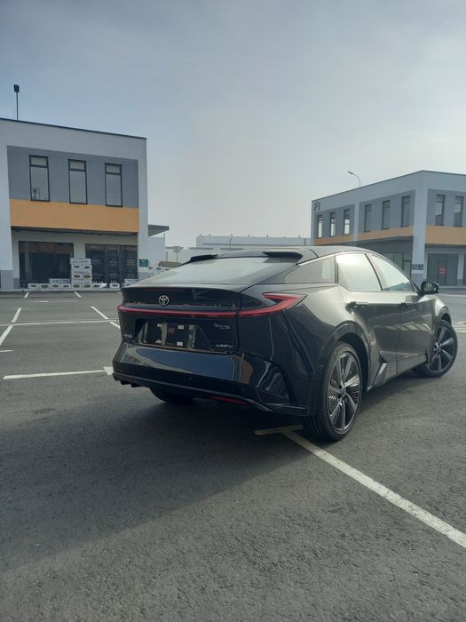 Tayota bZ 5 Elektro 550