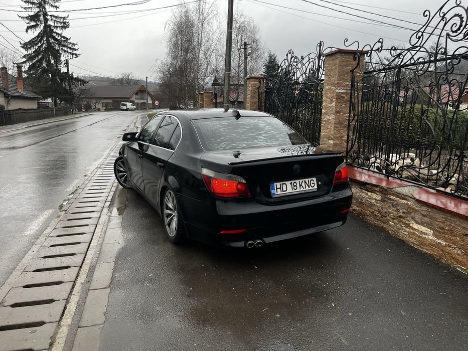 Vand sau schimb Bmw e60