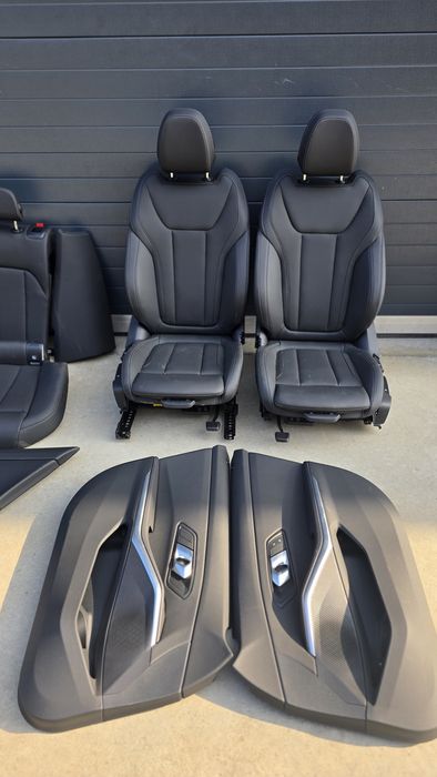 Interior bmw seria 3 G21 breck negru sport cu incalzire