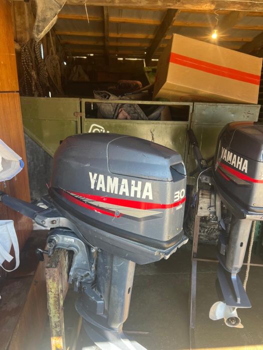 Продам мотор Yamaha ямаха 25 и 30