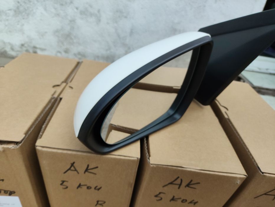 Акцент боковые зеркала