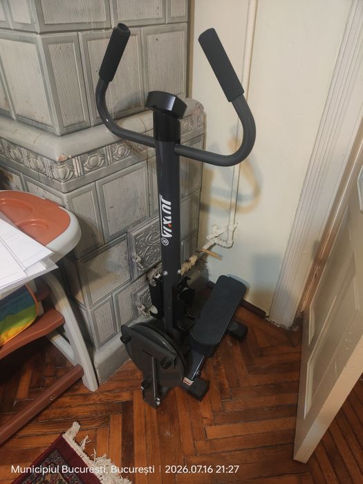 Mini stepper Zoco Body Fit TBJ003, cu manere, LCD, platforma rasucire, Negru