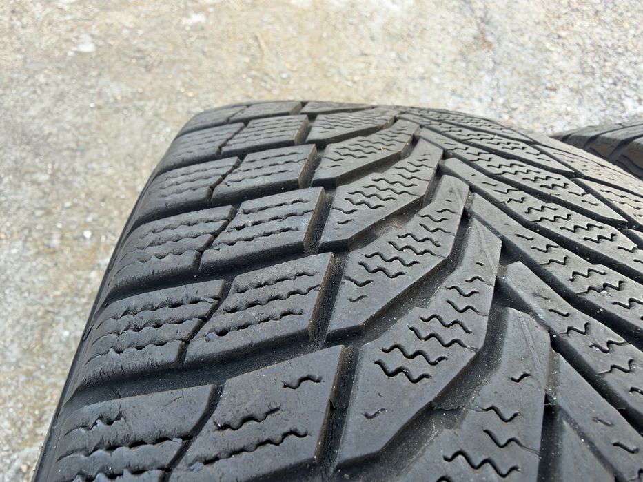 4бр. ЗИМНИ Гуми С Борд 235/65R/17 -NEXEN- DOT:3422- 7.5мм.+4.6мм.