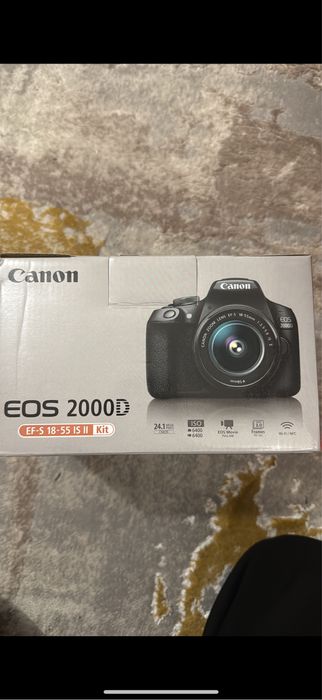 Aparat foto canon eos 2000d NOU