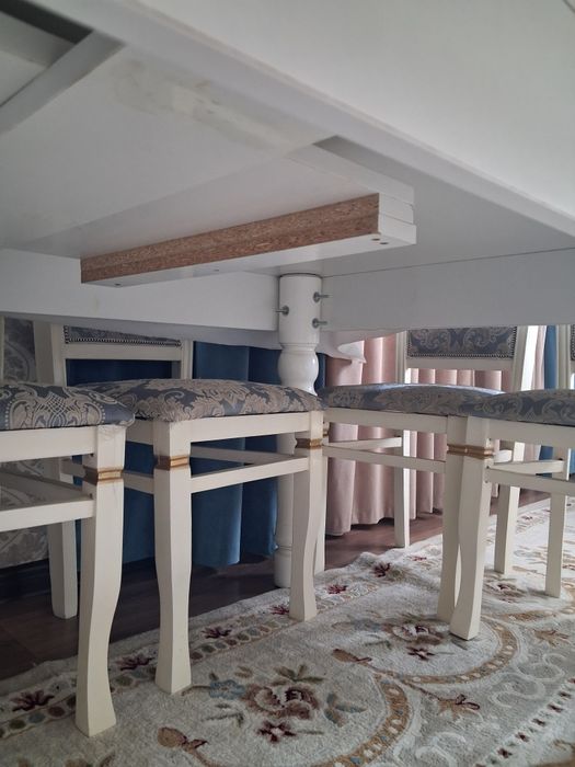 Продам стол длинной 3,5 метра