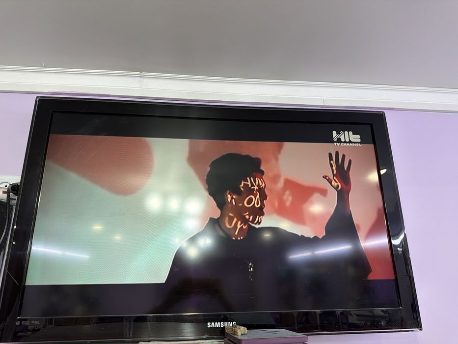 Срочно продам телевизор!