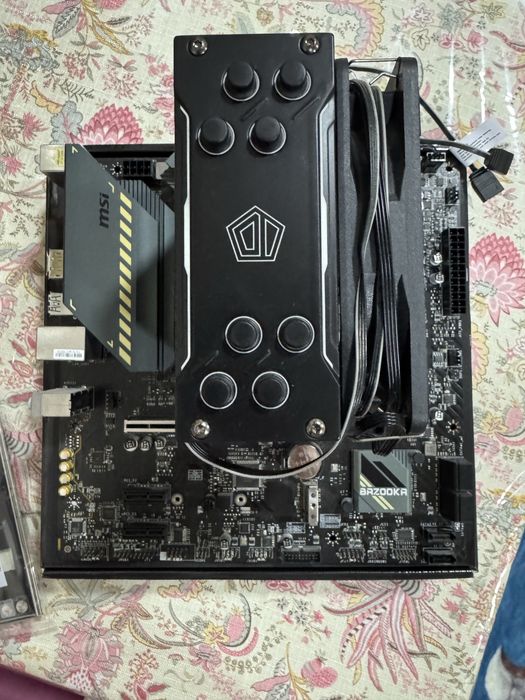 Intel i5 11400  msi mag b560 bazooka id coling