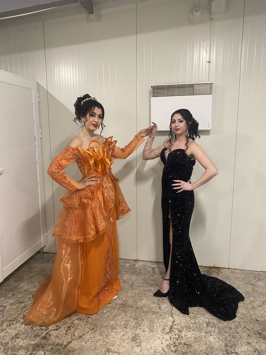 Официални рокли като нови