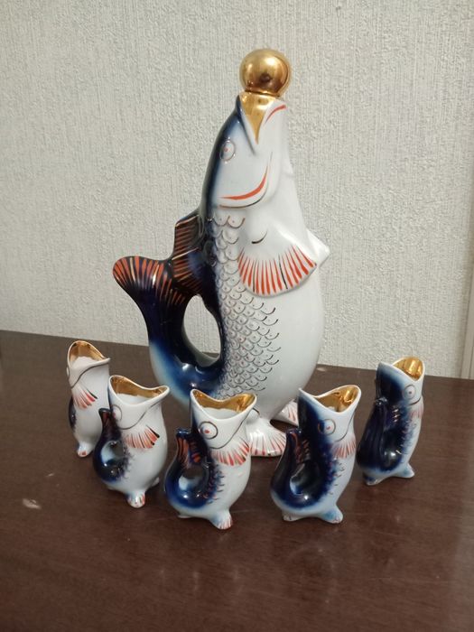 Продаётся. Сервиз.