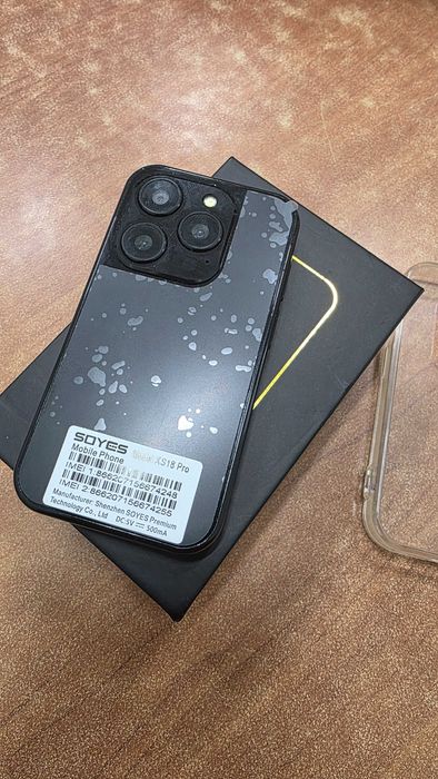 Мини мобилен телефон XS18 Pro 2GB 16GB