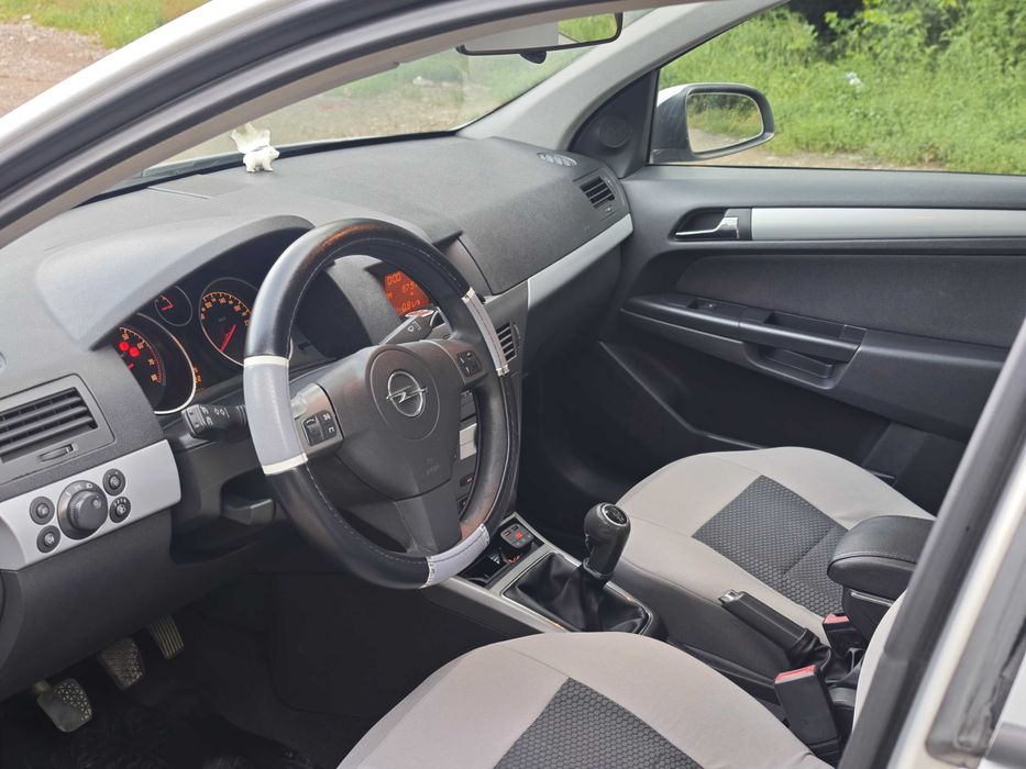 Opel Astra H 1.4 Benzina + GPL - auto personal inmatriculat, distributie pe lant