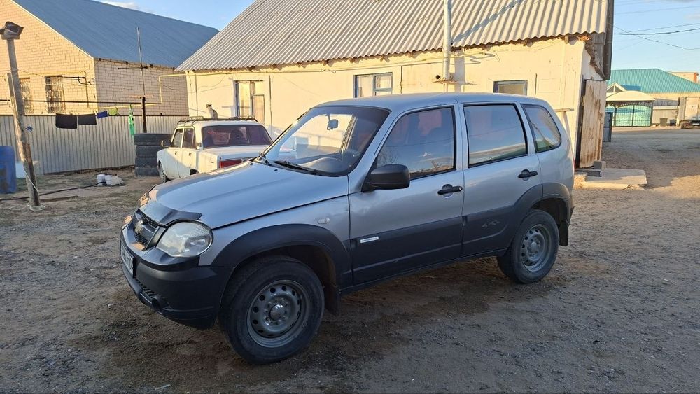 Chevrolet niva 2013г.в