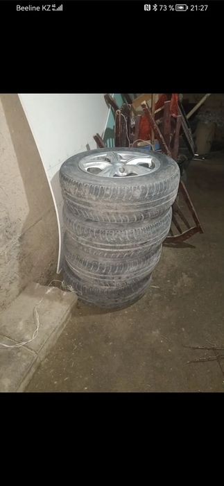 Mercedes E280 2.8 объём