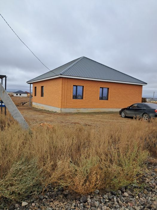 Уй сатылады.         .