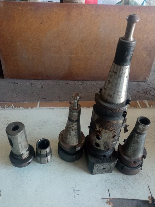 Продам токарный и фрезерный инструмент по металлу.