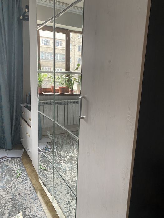 Шкаф для одежды .