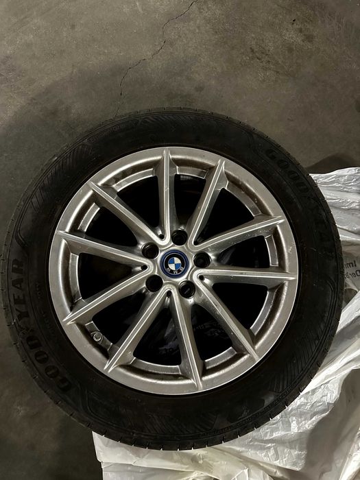 Оригинални Джанти 17" за BMW 5-та серия (G30/G31) с Гуми Goodyear EfficientGrip Performance 2022г.