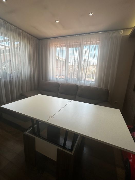 Холна маса с механизъм