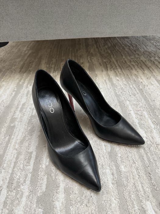 Черные туфли-лодочки