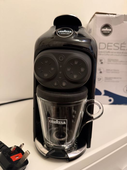 Кафе машина Lavazza a Modo Mio Desea - като нова